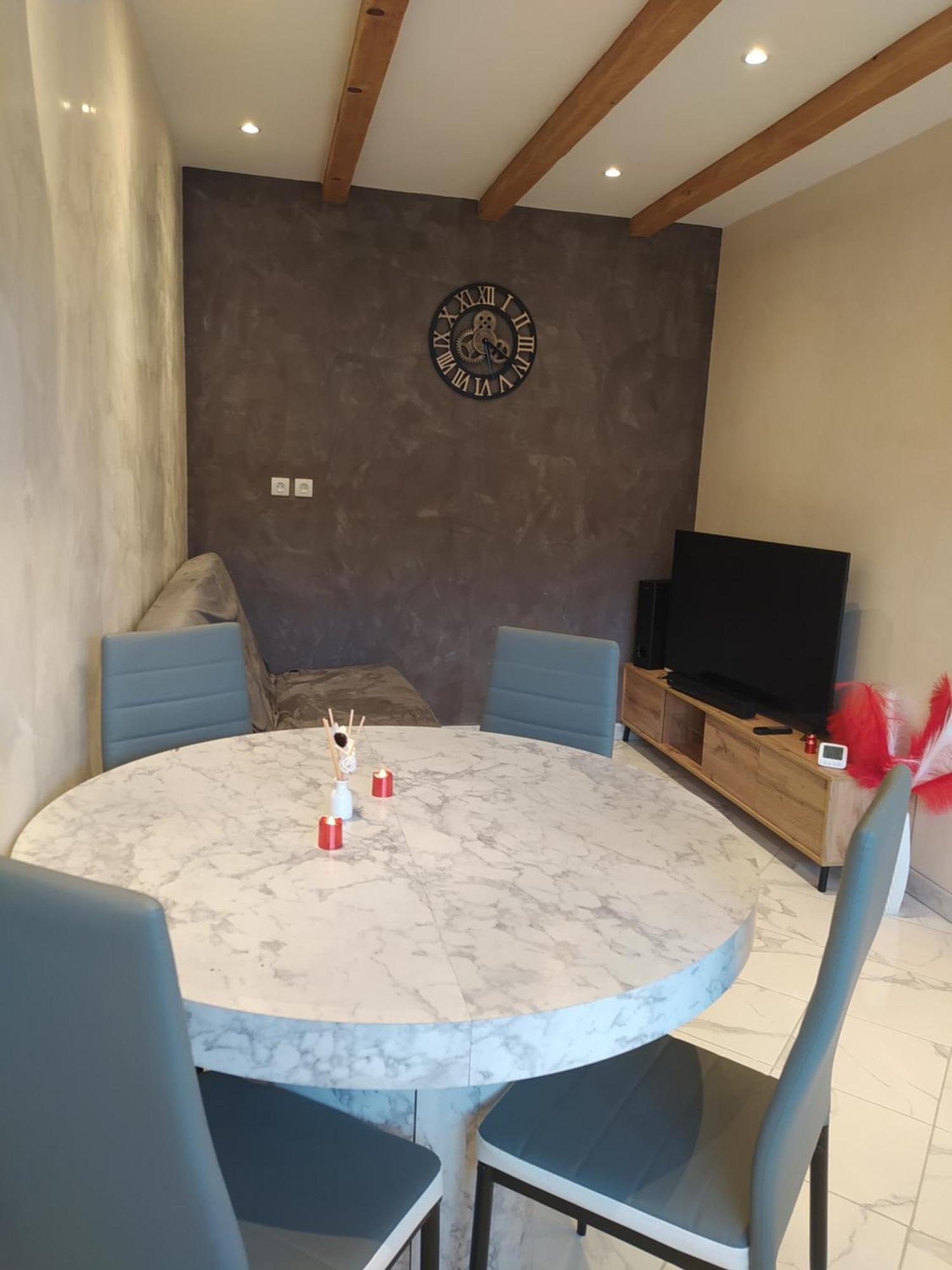 Studio Cosy Avec Terrasse Et Jacuzzi A Disposition De Mai A Aout Rians (Var) Exterior foto